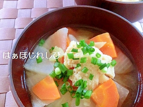 冷凍豆腐の豚汁風お味噌汁✿